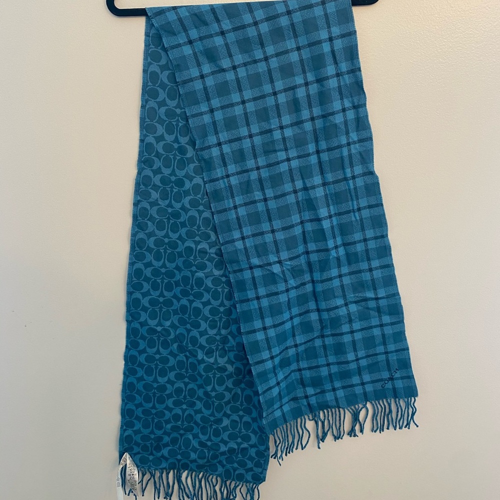 Coach scarf